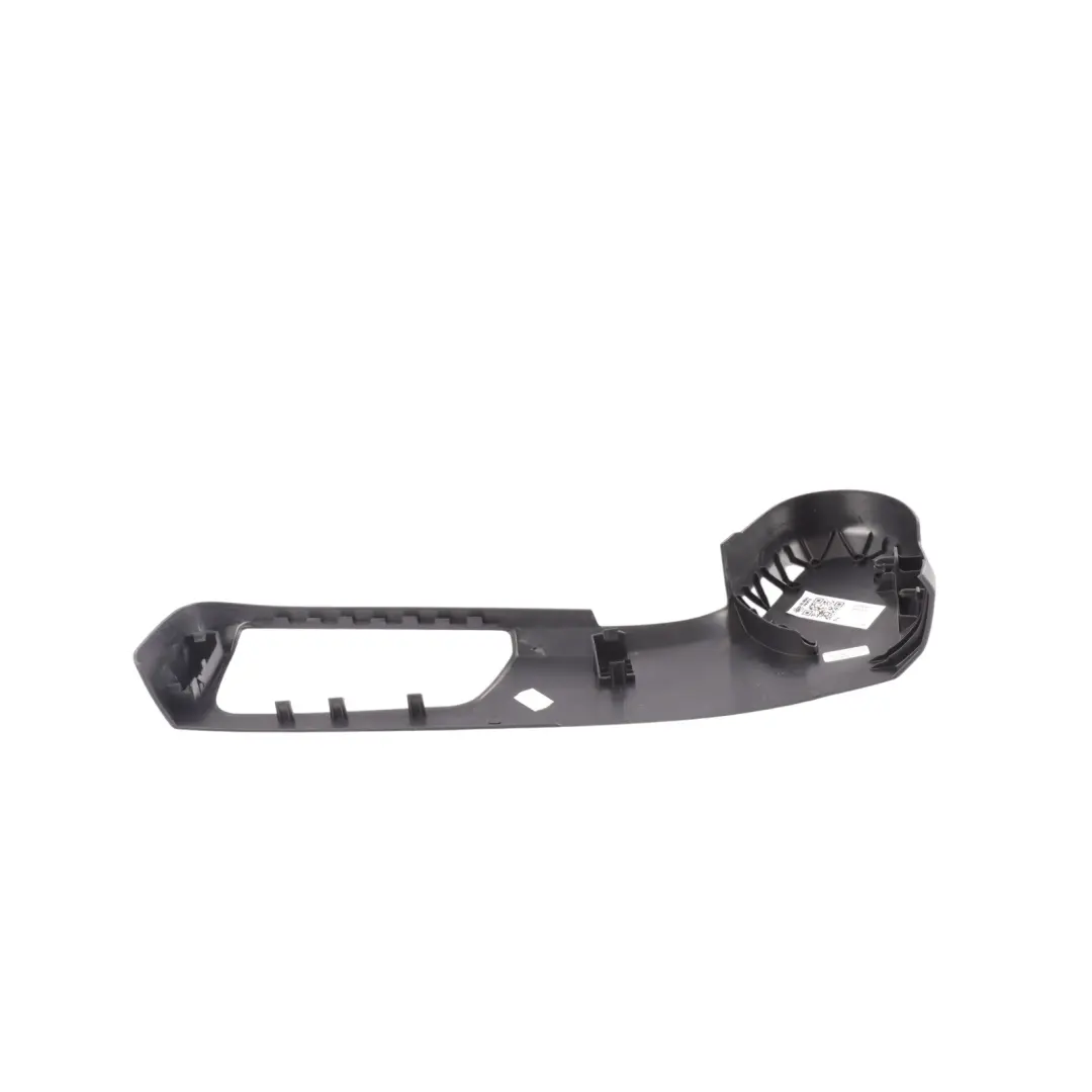 Pannello Sedile Anteriore Destro Inferiore Esterno Nero per BMW F12 con numero di parte 7228290 BMW F12 Pannello Sedile Anteriore Destro Inferiore Esterno Nero - SKU 7228290-1 - Numero di parte 7228290