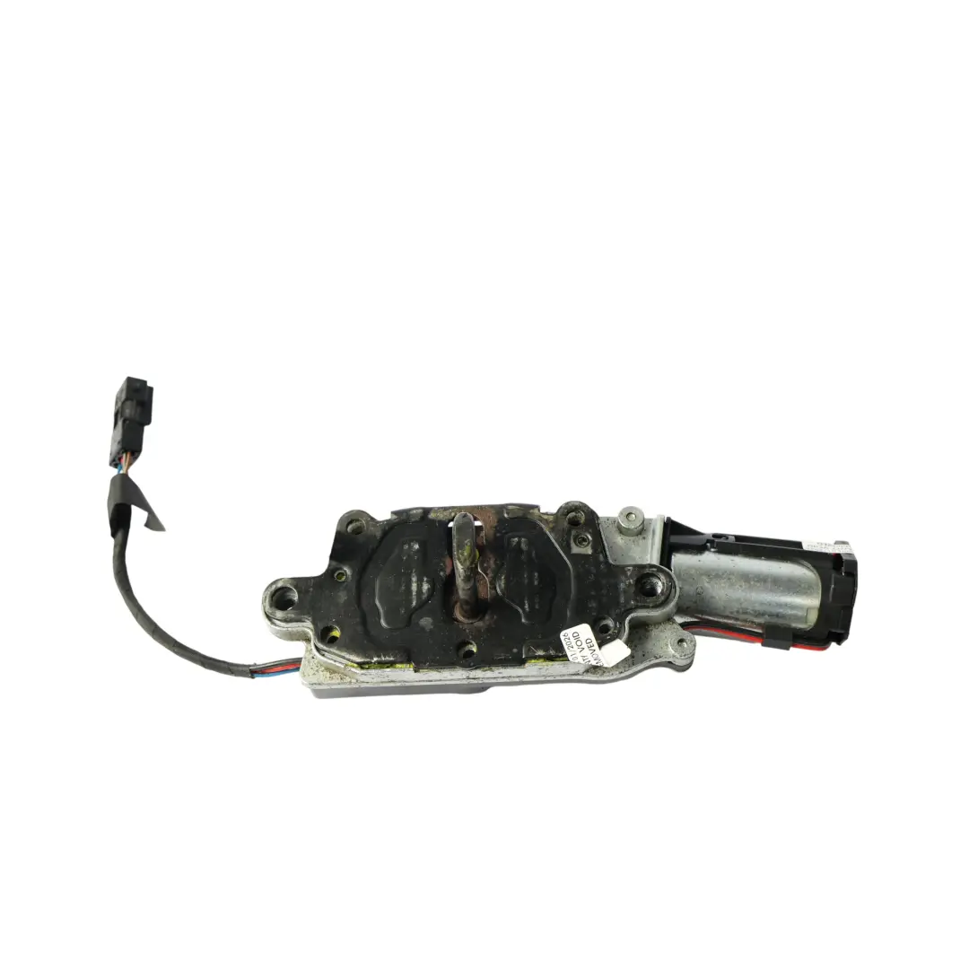 Lower Tailgate Soft Close Aid Lock Actuator Rear Lid to BMW X5 E70 E70 LCI with Part number 7233909 BMW X5 E70 E70 LCI Lower Tailgate Soft Close Aid Lock Actuator Rear Lid - SKU 7233909 - Part number 7233909