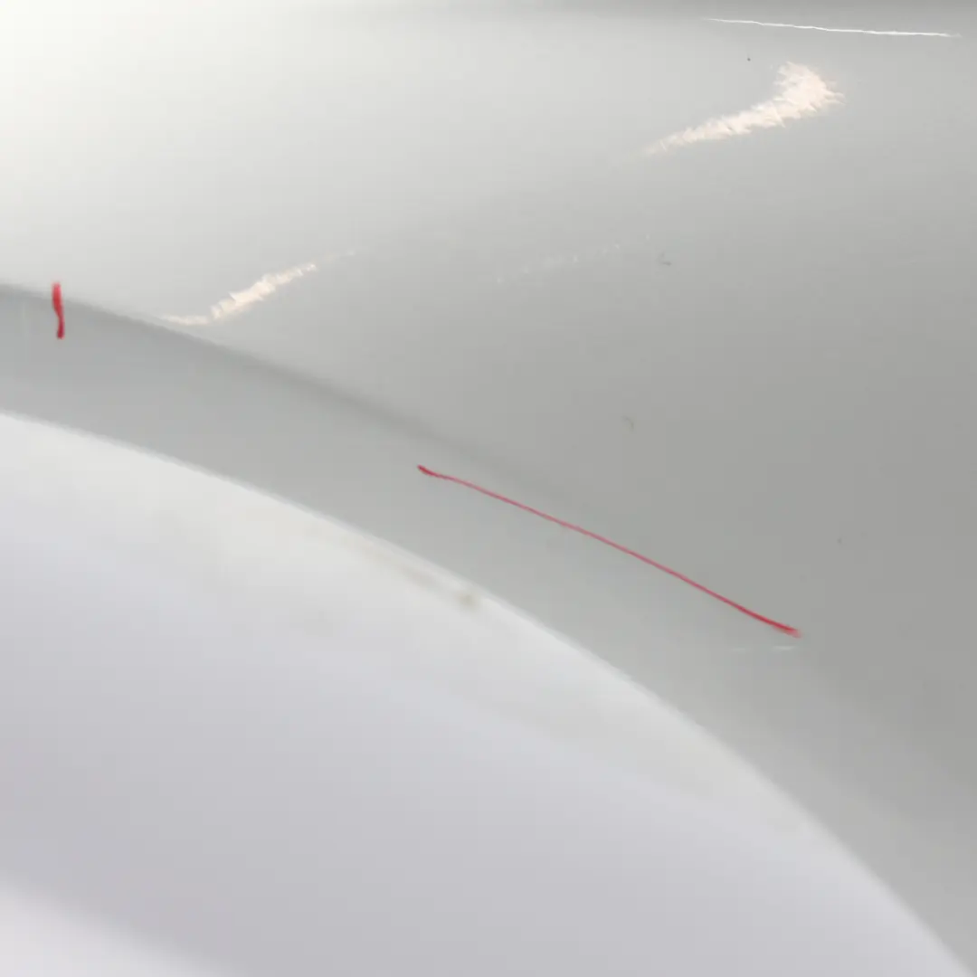 Błotnik Lewy Przedni Titansilber Srebrny Metalik - 354 do BMW F10 F11 o numerze 7248659 BMW F10 F11 Błotnik Lewy Przedni Titansilber Srebrny Metalik - 354 - SKU 7248659-TS2 - Numer Części 7248659