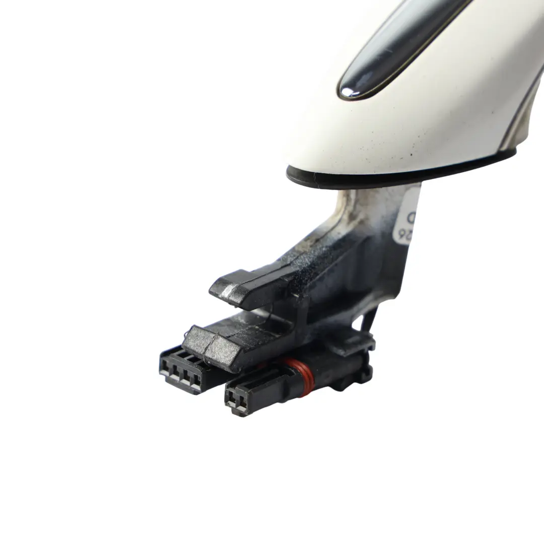 Maniglia Esterna Porta Anteriore Posteriore Sinistra Alpinweiss 3 - 300 per BMW F10 con numero di parte 7249981 BMW F10 Maniglia Esterna Porta Anteriore Posteriore Sinistra Alpinweiss 3 - 300 - SKU 7249981-AW - Numero di parte 7249981