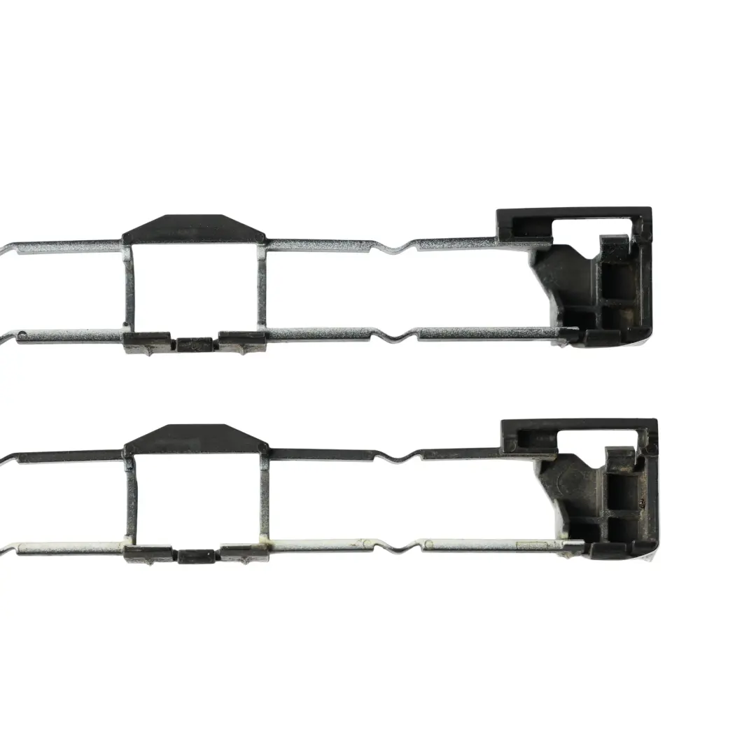 Set Di Montaggio Striscia Tetto Destra Alpinweiss 3 Bianco - 300 per BMW F10 con numero di parte 7274740 BMW F10 Set Di Montaggio Striscia Tetto Destra Alpinweiss 3 Bianco - 300 - SKU 7274740-AW - Numero di parte 7274740