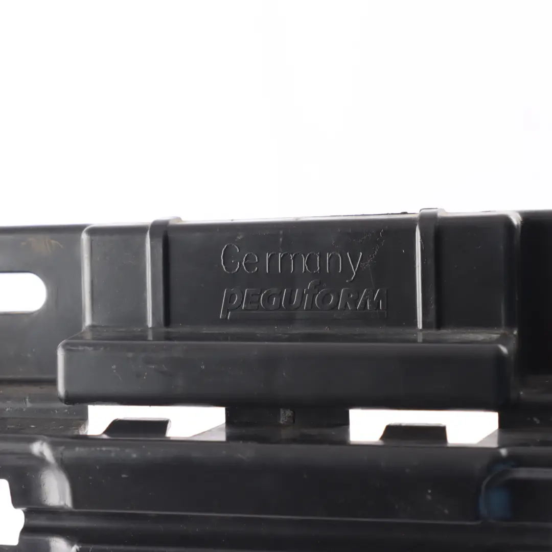 Side Strip Bracket Mount Retaining Sill Strip Front Right O/S to BMW F06 with Part number 7276348 BMW F06 Side Strip Bracket Mount Retaining Sill Strip Front Right O/S - SKU 7276348 - Part number 7276348