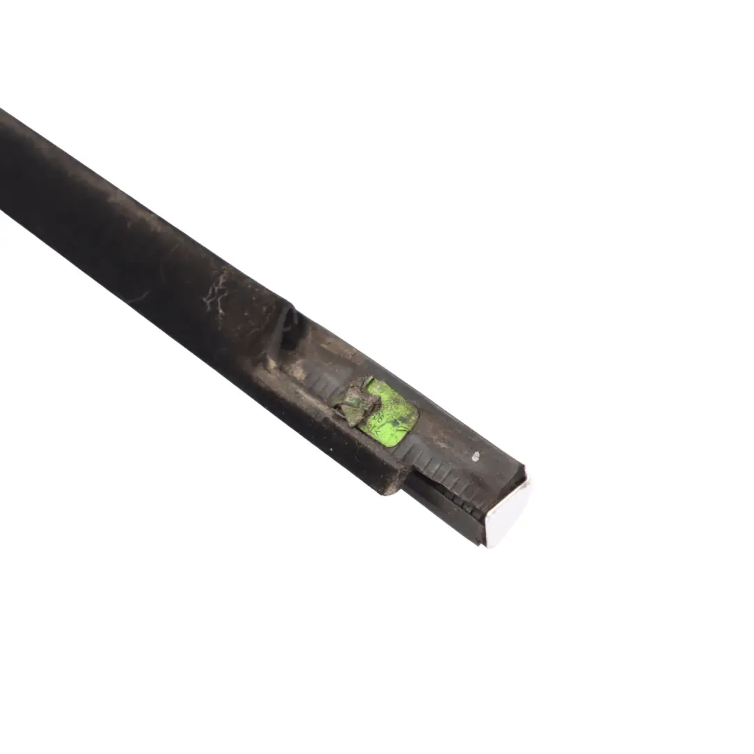 Window Seal Door Front Right O/S Weatherstrip Gasket Chrome to BMW X5 F15 with Part number 7289620 BMW X5 F15 Window Seal Door Front Right O/S Weatherstrip Gasket Chrome - SKU 7289620 - Part number 7289620