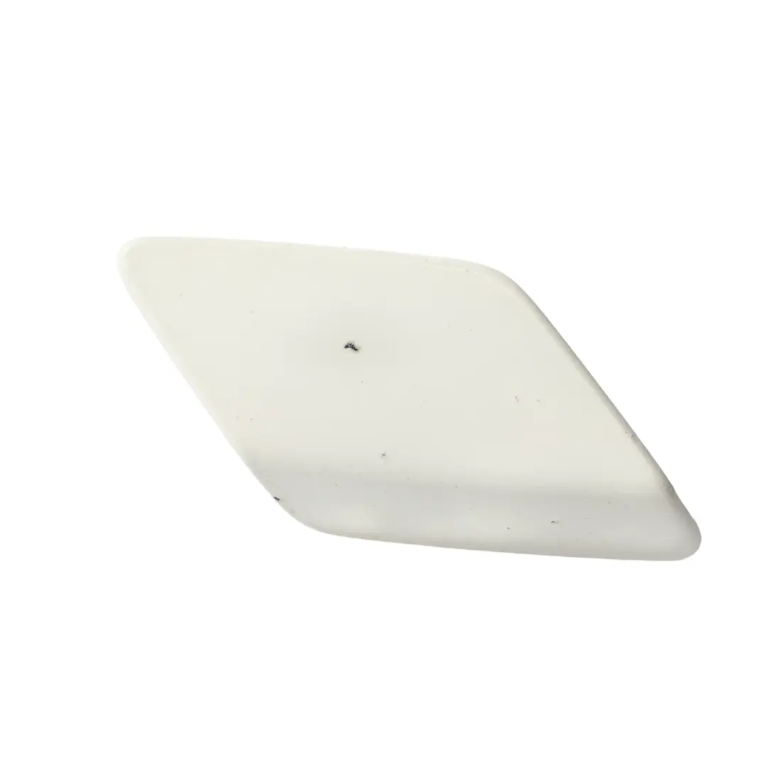 BMW F32 F36 Osłona Dyszy Spryskiwacza Lampy Prawy Przód Alpinweiss 3 - 300 - SKU 7294666-AW - Numer Części 7294666