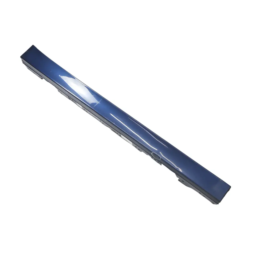 Faldón Lateral Derecho Mediterranean Blue Metallic - C10 para BMW F30 F31 con número de pieza 7312752 BMW F30 F31 Faldón Lateral Derecho Mediterranean Blue Metallic - C10 - SKU 7312752-MED - Número de pieza 7312752