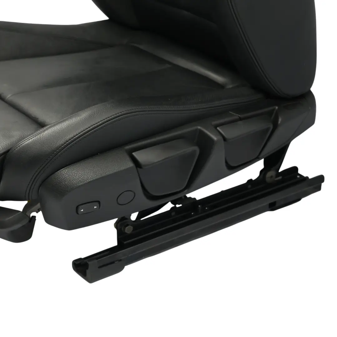 Sedile anteriore sinistro Interno Pelle Dakota Nero per BMW F21 M Sport con numero di parte 7319589 BMW F21 M Sport Sedile anteriore sinistro Interno Pelle Dakota Nero - SKU 7319589-7 - Numero di parte 7319589