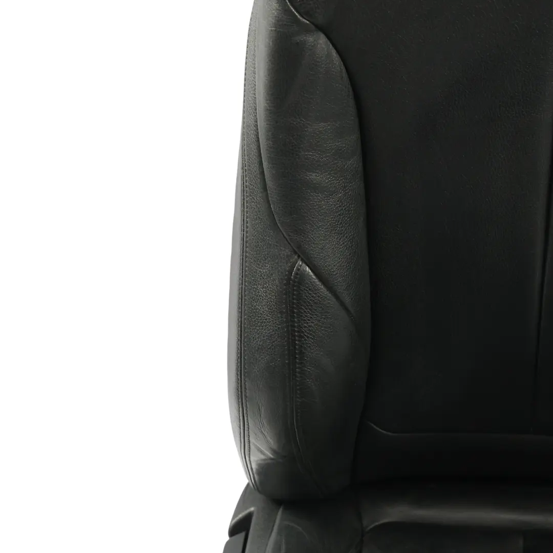 Sedile Anteriore Sportivo Riscaldato Pelle Dakota Black Destra per BMW F21 F22 F32 con numero di parte 7319590 BMW F21 F22 F32 Sedile Anteriore Sportivo Riscaldato Pelle Dakota Black Destra - SKU 7319590-1 - Numero di parte 7319590