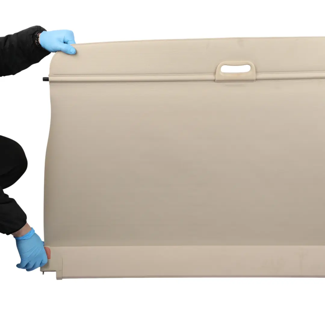Luggage Compartment Roller Blind Curtain Canberabeige to BMW X5 F15 with Part number 7402707 BMW X5 F15 Luggage Compartment Roller Blind Curtain Canberabeige - SKU 7402707 - Part number 7402707