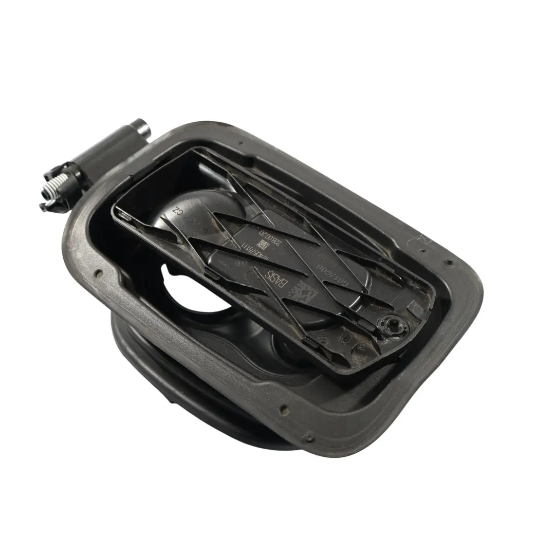 Carcasa Tapa Del Depósito De Combustible para BMW X3 G01 F97 con número de pieza 7405751 BMW X3 G01 F97 Carcasa Tapa Del Depósito De Combustible - SKU 7405751 - Número de pieza 7405751