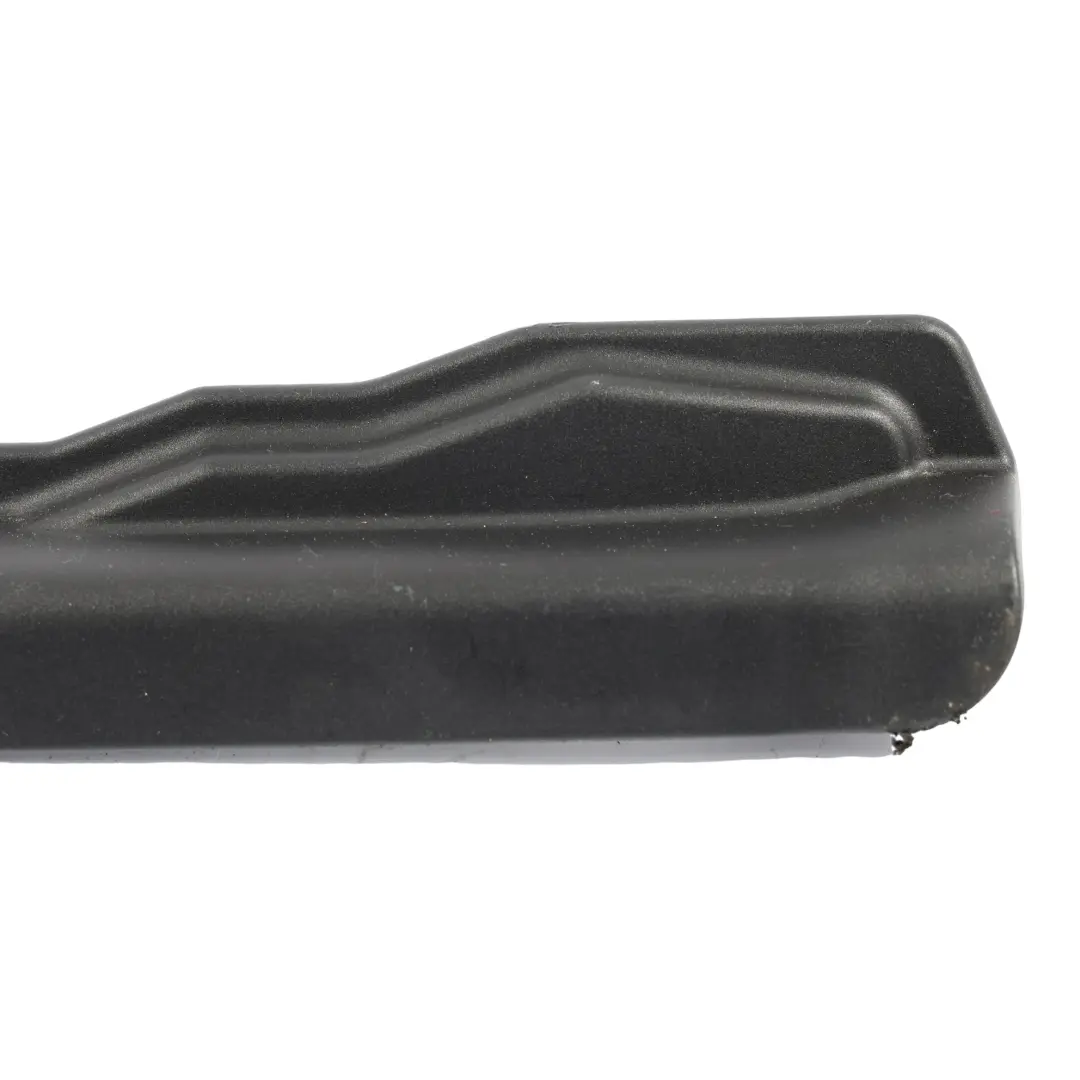 Asiento Delantero Cubierta Guia Derecha para BMW X3 G01 X4 G02 G20 con número de pieza 7415090 BMW X3 G01 X4 G02 G20 Asiento Delantero Cubierta Guia Derecha - SKU 7415090 - Número de pieza 7415090