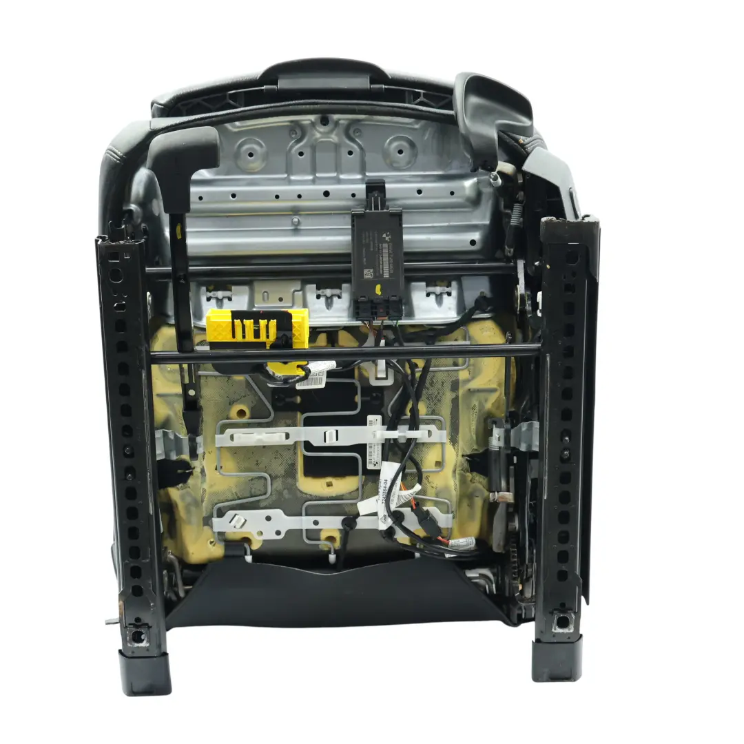 Vordersitz Sport Sitz Beheizt Schwarz Leder Oyster Dunkel Links für BMW F30 F31 LCI mit Teilenummer 7424223 BMW F30 F31 LCI Vordersitz Sport Sitz Beheizt Schwarz Leder Oyster Dunkel Links - SKU 7424223-1 - Teilenummer 7424223