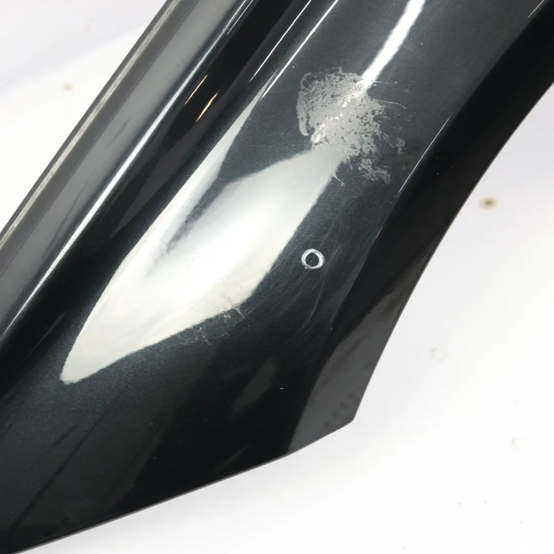 Błotnik Lewy Przedni Black Sapphire Czarny Metalik - 475 do BMW F30 o numerze 7438439 BMW F30 Błotnik Lewy Przedni Black Sapphire Czarny Metalik - 475 - SKU 7438439-BS1 - Numer Części 7438439