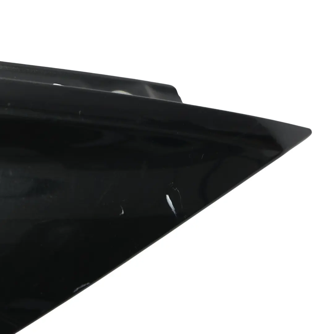 Błotnik Prawy Przedni Black Sapphire Czarny Metalik - 475 do BMW F30 F31 o numerze 7438440 BMW F30 F31 Błotnik Prawy Przedni Black Sapphire Czarny Metalik - 475 - SKU 7438440-BS3 - Numer Części 7438440