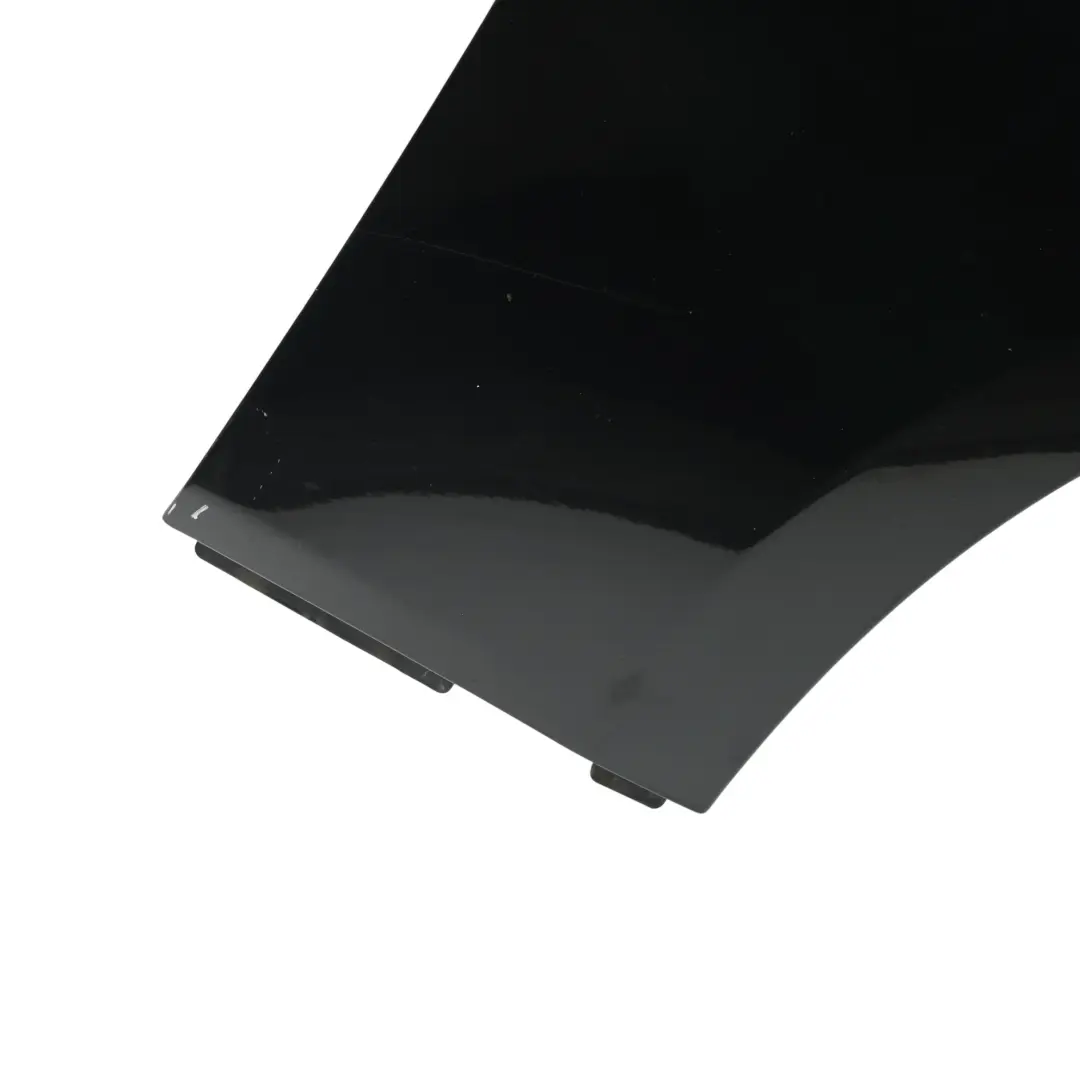 Pannello Parafango Laterale Anteriore Destro Black Sapphire - 475 per BMW F30 F31 con numero di parte 7438440 BMW F30 F31 Pannello Parafango Laterale Anteriore Destro Black Sapphire - 475 - SKU 7438440-BS3 - Numero di parte 7438440