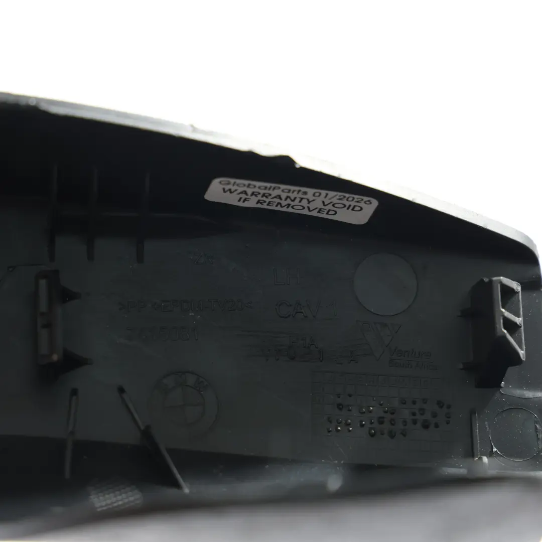 Cubre Asiento Exterior Negro Delantero Izquierdo para BMW G01 G02 G20 G21 G26 con número de pieza 7469675 BMW G01 G02 G20 G21 G26 Cubre Asiento Exterior Negro Delantero Izquierdo - SKU 7469675 - Número de pieza 7469675