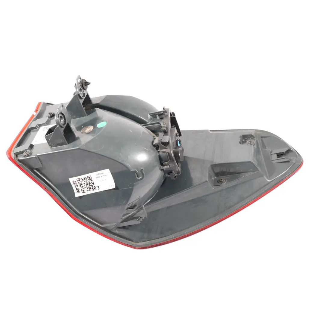 Lampa Tylna Zewnętrzna Lewy Tył 7488545 do BMW X1 F48 o numerze 7488541 BMW X1 F48 Lampa Tylna Zewnętrzna Lewy Tył 7488545 - SKU 7488541 - Numer Części 7488541