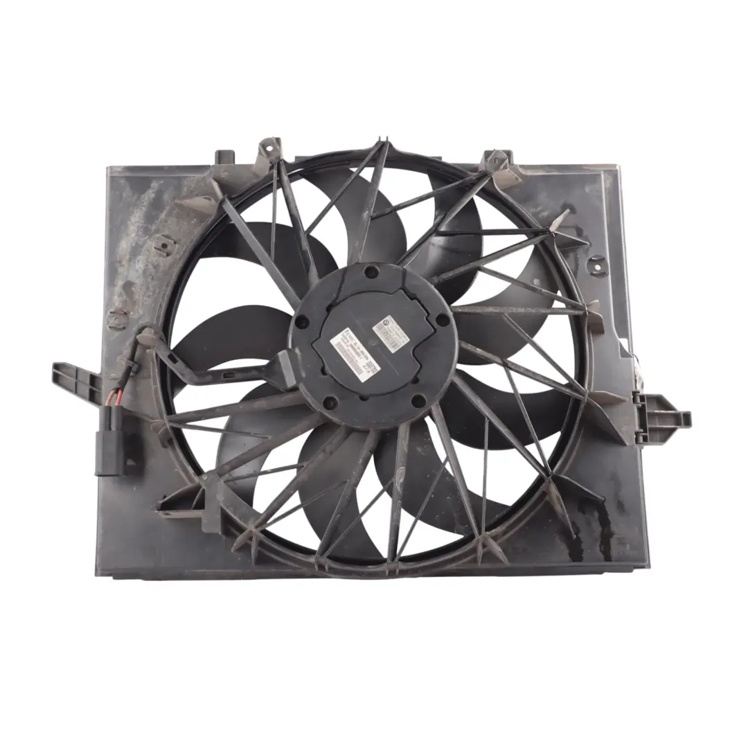 Radiator Cooling Fan Housing 600W to BMW E60 E61 E63 E65 Petrol Engine with Part number 7543282 BMW E60 E61 E63 E65 Petrol Engine Radiator Cooling Fan Housing 600W - SKU 7543282-6 - Part number 7543282