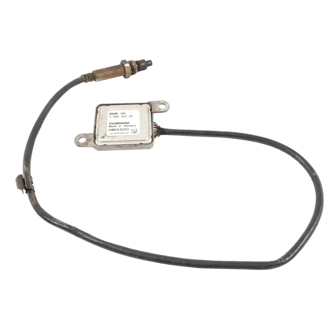 Sonda De Temperatura De Gases De Escape NOX Lambda N53 Gasolina para F10 F11 con número de pieza 7590402 F10 F11 Sonda De Temperatura De Gases De Escape NOX Lambda N53 Gasolina - SKU 7590402 - Número de pieza 7590402