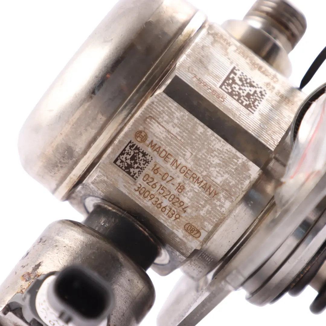 BMW X5 F15 6 7 F01 Petrol Fuel Injection High Pressure Pump 13518604232 - SKU 7599865-1 - Part number 7599865