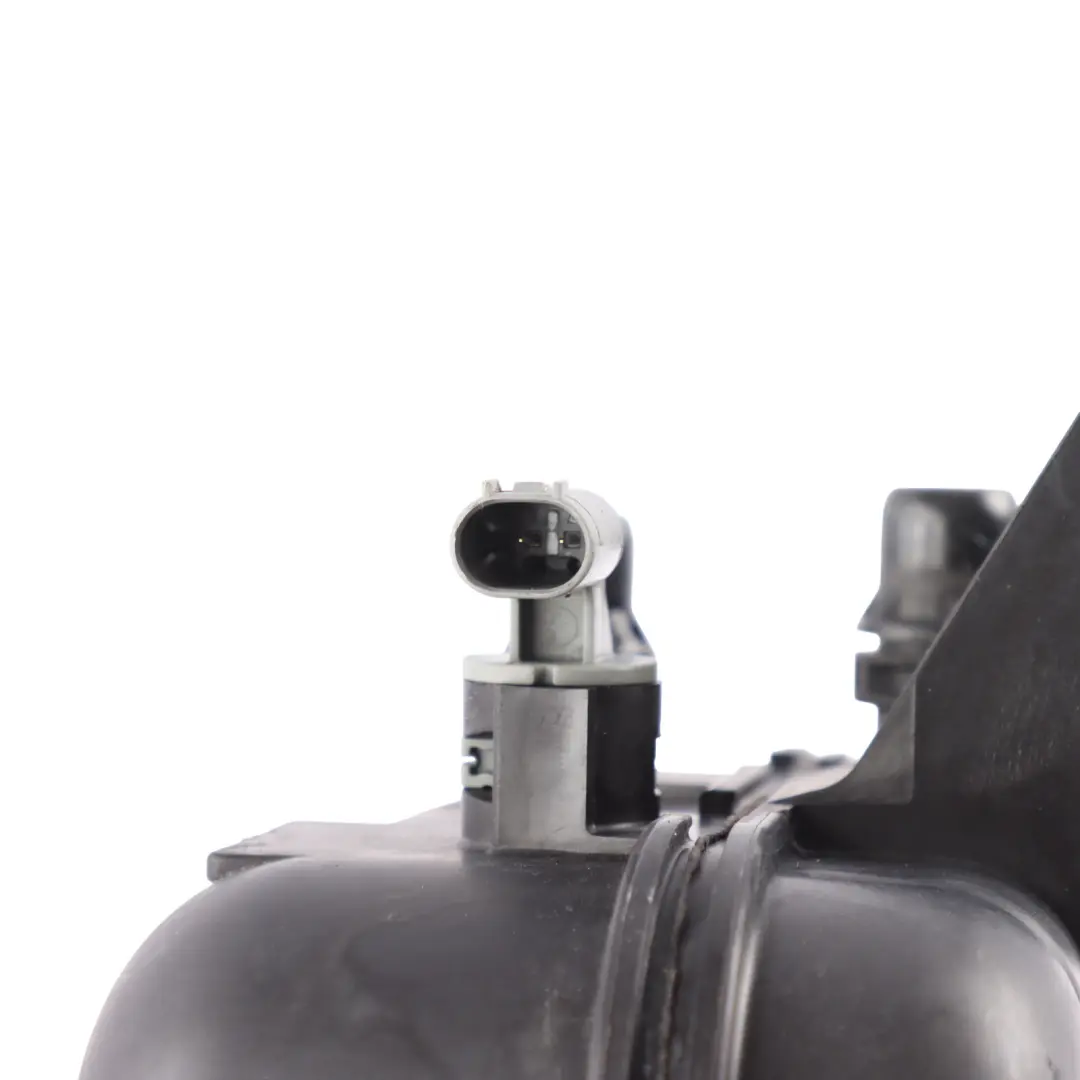 Cooling Water Expansion Tank Petrol N74 to BMW F01 F02 F03 LCI with Part number 7610369 BMW F01 F02 F03 LCI Cooling Water Expansion Tank Petrol N74 - SKU 7610369 - Part number 7610369