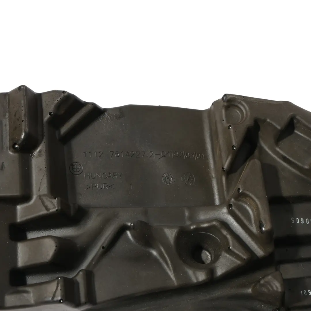 N55 Motore A Benzina Copertura Posteriore Schiuma per BMW F20 F21 F22 F30 con numero di parte 7614227 BMW F20 F21 F22 F30 N55 Motore A Benzina Copertura Posteriore Schiuma - SKU 7614227 - Numero di parte 7614227