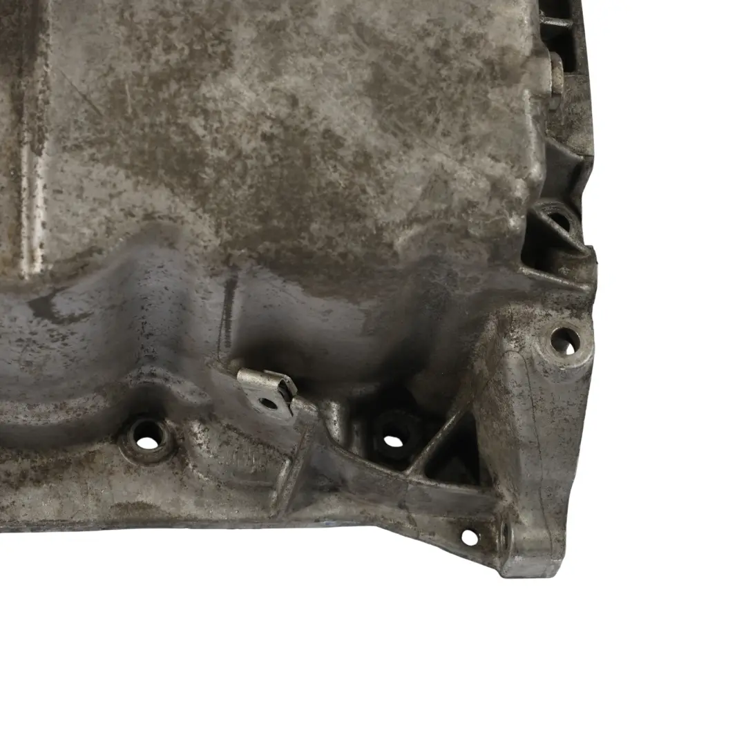 Oil Sump Pan N47N Diesel Engine to Mini R55 R56 R57 LCI R58 Engine with Part number 7811592 Mini R55 R56 R57 LCI R58 Engine Oil Sump Pan N47N Diesel Engine - SKU 7811592 - Part number 7811592