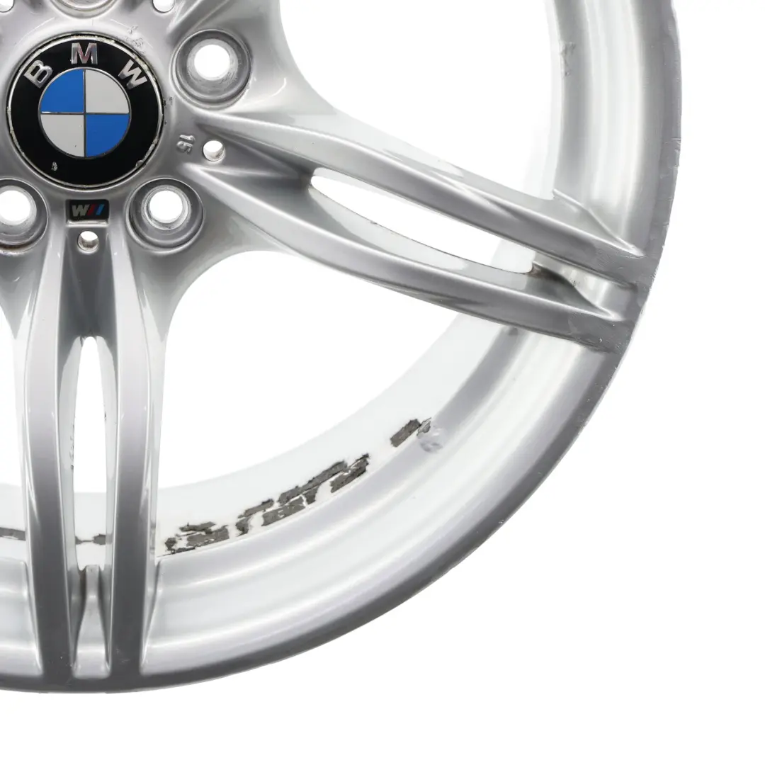 Silberne Leicht metall felge vorne 19" 8J ET:29 326 für BMW Z4 E89 mit Teilenummer 7842135 BMW Z4 E89 Silberne Leicht metall felge vorne 19" 8J ET:29 326 - SKU 7842135-2 - Teilenummer 7842135