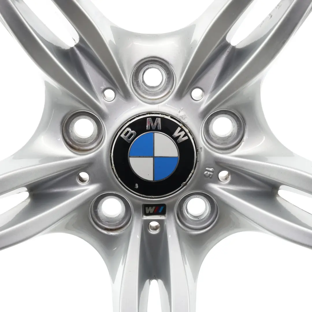 Silberne Leicht metall felge vorne 19" 8J ET:29 326 für BMW Z4 E89 mit Teilenummer 7842135 BMW Z4 E89 Silberne Leicht metall felge vorne 19" 8J ET:29 326 - SKU 7842135-2 - Teilenummer 7842135