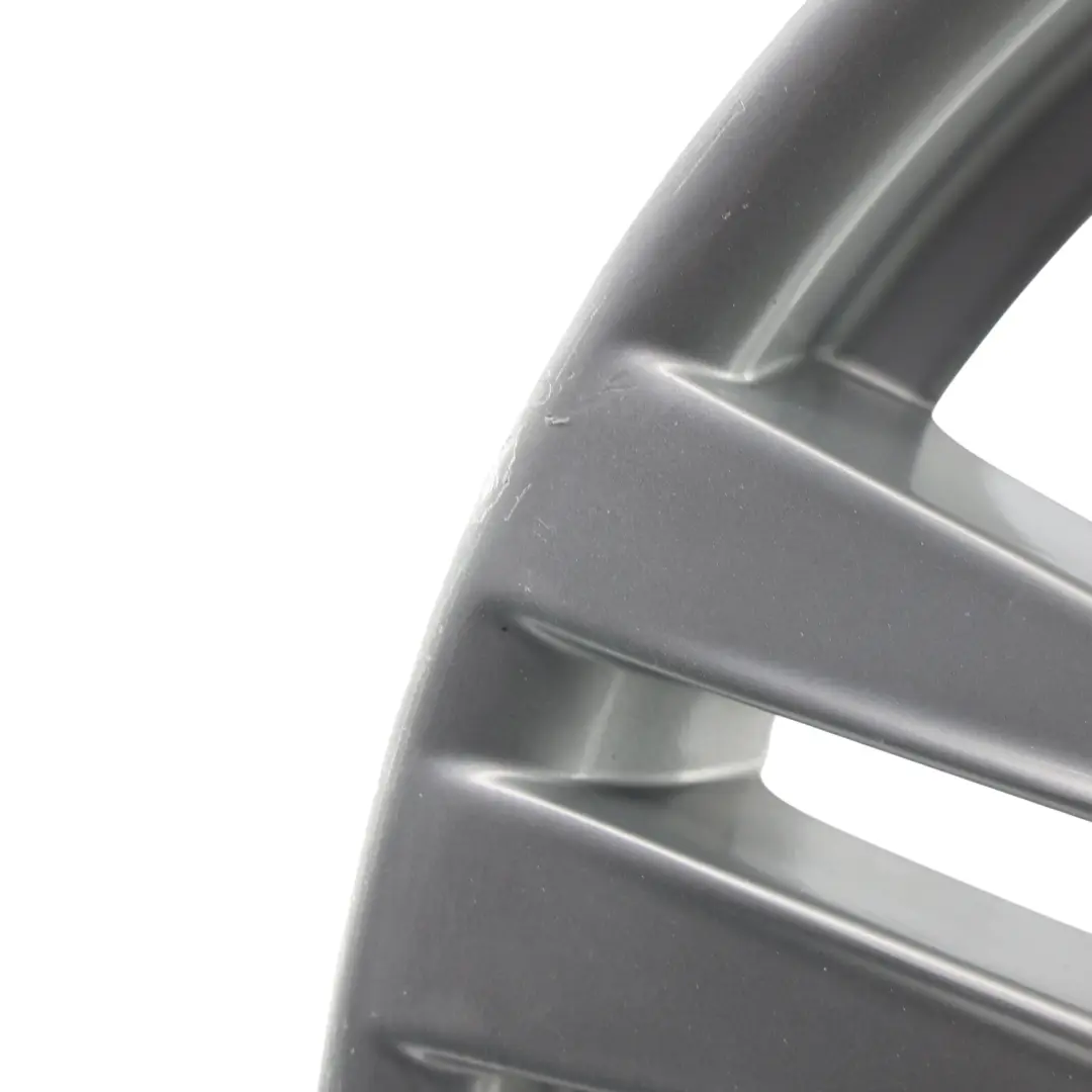 Argento Cerchio Lega Posteriore 18" M Doppie Razze 355 9J ET:41 per BMW E84 con numero di parte 7842637 BMW E84 Argento Cerchio Lega Posteriore 18" M Doppie Razze 355 9J ET:41 - SKU 7842637-1 - Numero di parte 7842637