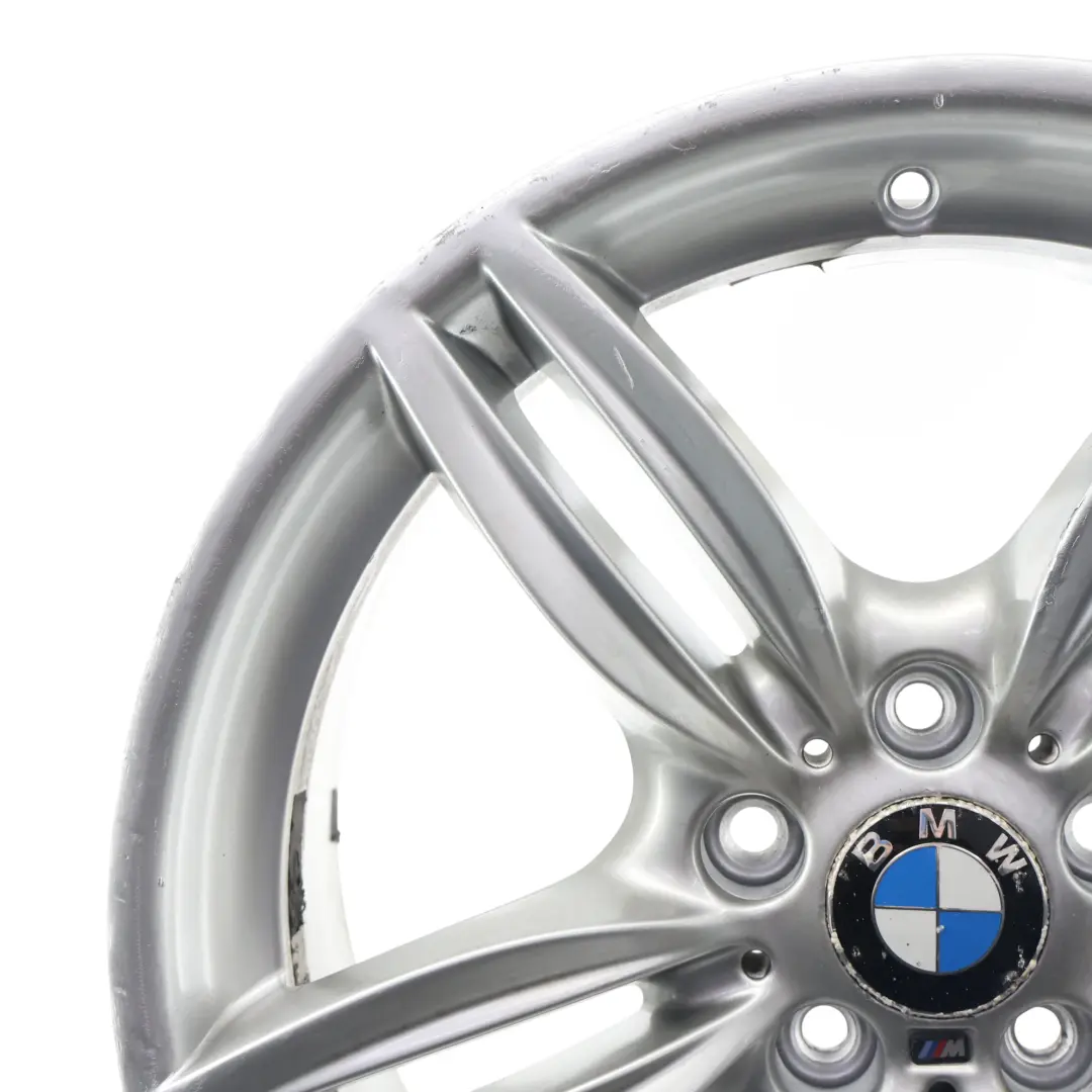 Przednia Felga Aluminiowa M 19" ET:33 8,5J do BMW F10 F11 F12 F13 o numerze 7842652 BMW F10 F11 F12 F13 Przednia Felga Aluminiowa M 19" ET:33 8,5J - SKU 7842652-2 - Numer Części 7842652