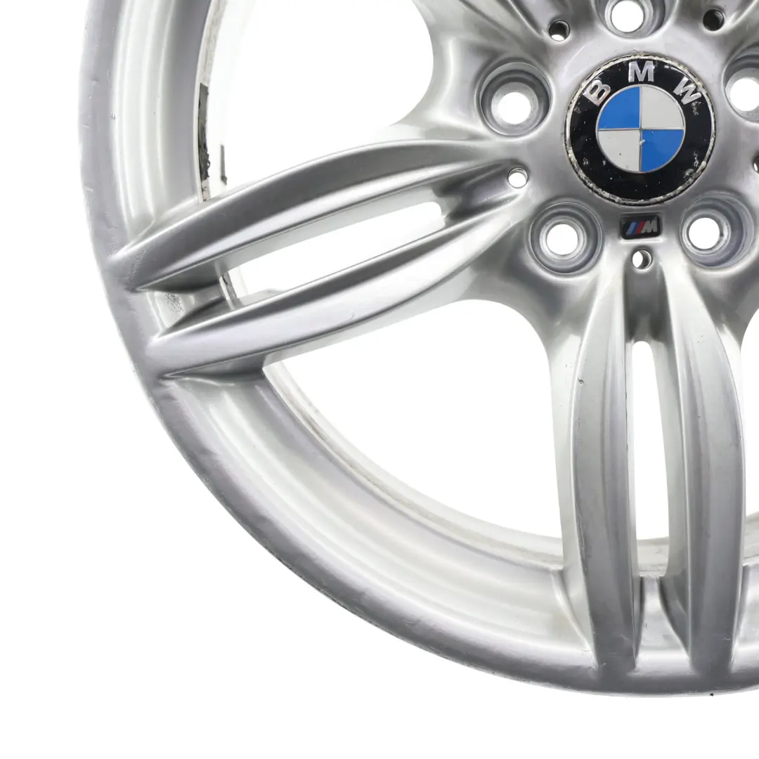 Jante roue avant alliage 19" ET:33 8,5J M Double Spoke 351 pour BMW F10 F11 F12 F13 à propos du numéro de pièce 7842652 BMW F10 F11 F12 F13 Jante roue avant alliage 19" ET:33 8,5J M Double Spoke 351 - SKU 7842652-2 - Numéro de pièce 7842652