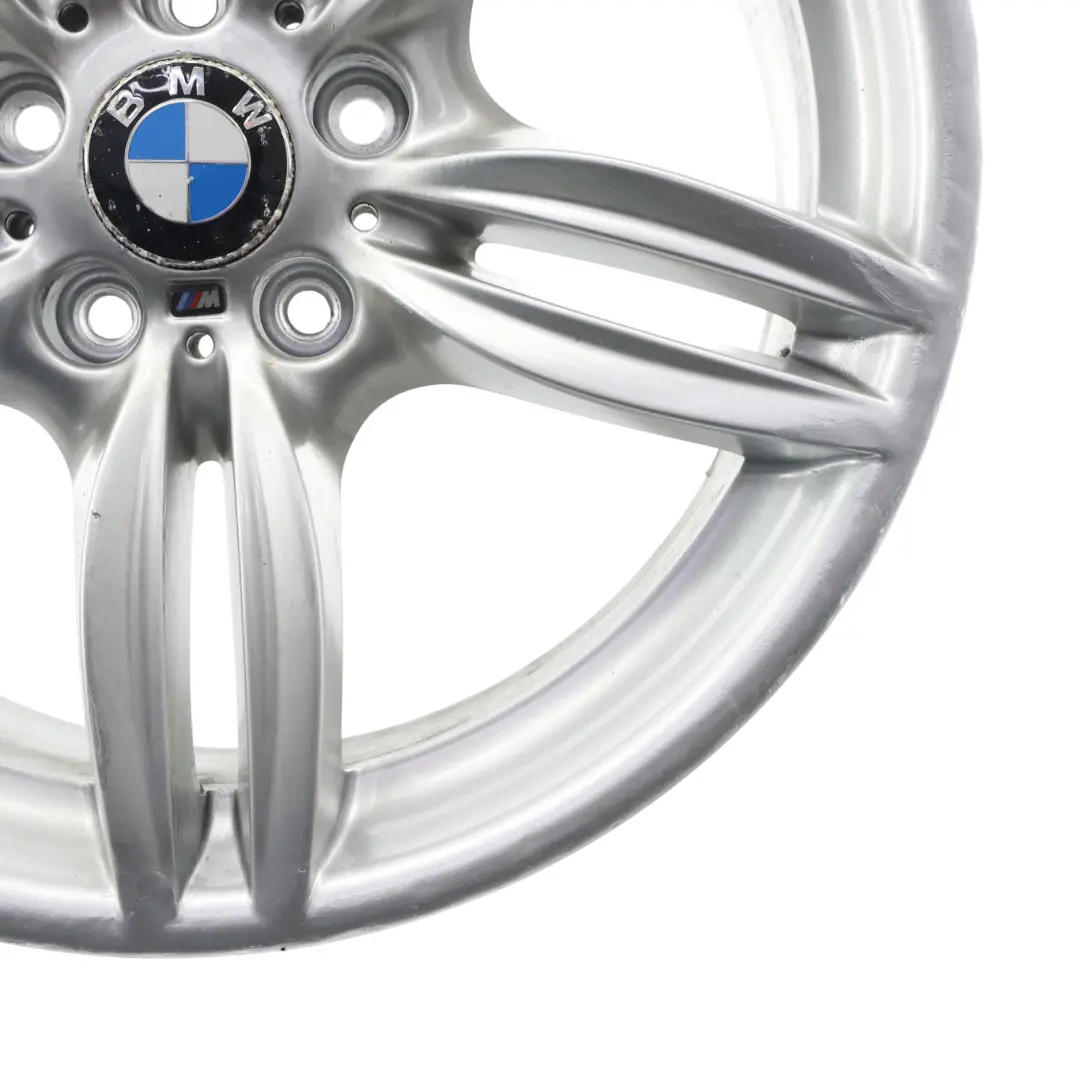 Jante roue avant alliage 19" ET:33 8,5J M Double Spoke 351 pour BMW F10 F11 F12 F13 à propos du numéro de pièce 7842652 BMW F10 F11 F12 F13 Jante roue avant alliage 19" ET:33 8,5J M Double Spoke 351 - SKU 7842652-2 - Numéro de pièce 7842652