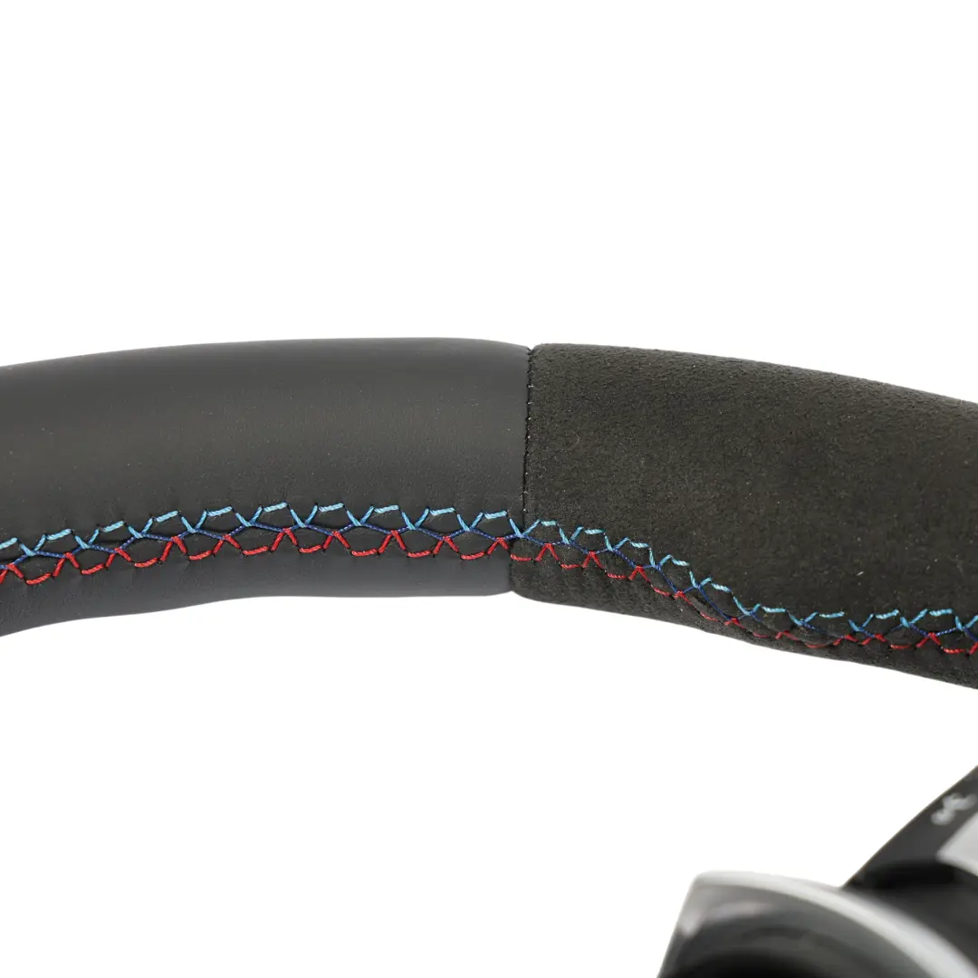 Nuova Pelle Nera M Sport Volante per BMW F20 F21 F22 F23 F30 F31 F32 F33 F34 con numero di parte 7848338 BMW F20 F21 F22 F23 F30 F31 F32 F33 F34 Nuova Pelle Nera M Sport Volante - SKU 7848338-6 - Numero di parte 7848338