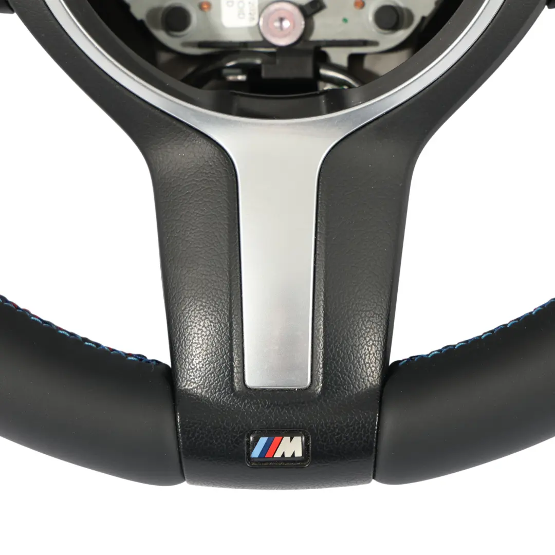 Pakiet Kierownica Sport NOWA Skóra do BMW F30 F20 F21 F22 F23 F31 F32 F33 M o numerze 7848338 BMW F30 F20 F21 F22 F23 F31 F32 F33 M Pakiet Kierownica Sport NOWA Skóra - SKU 7848338-6 - Numer Części 7848338