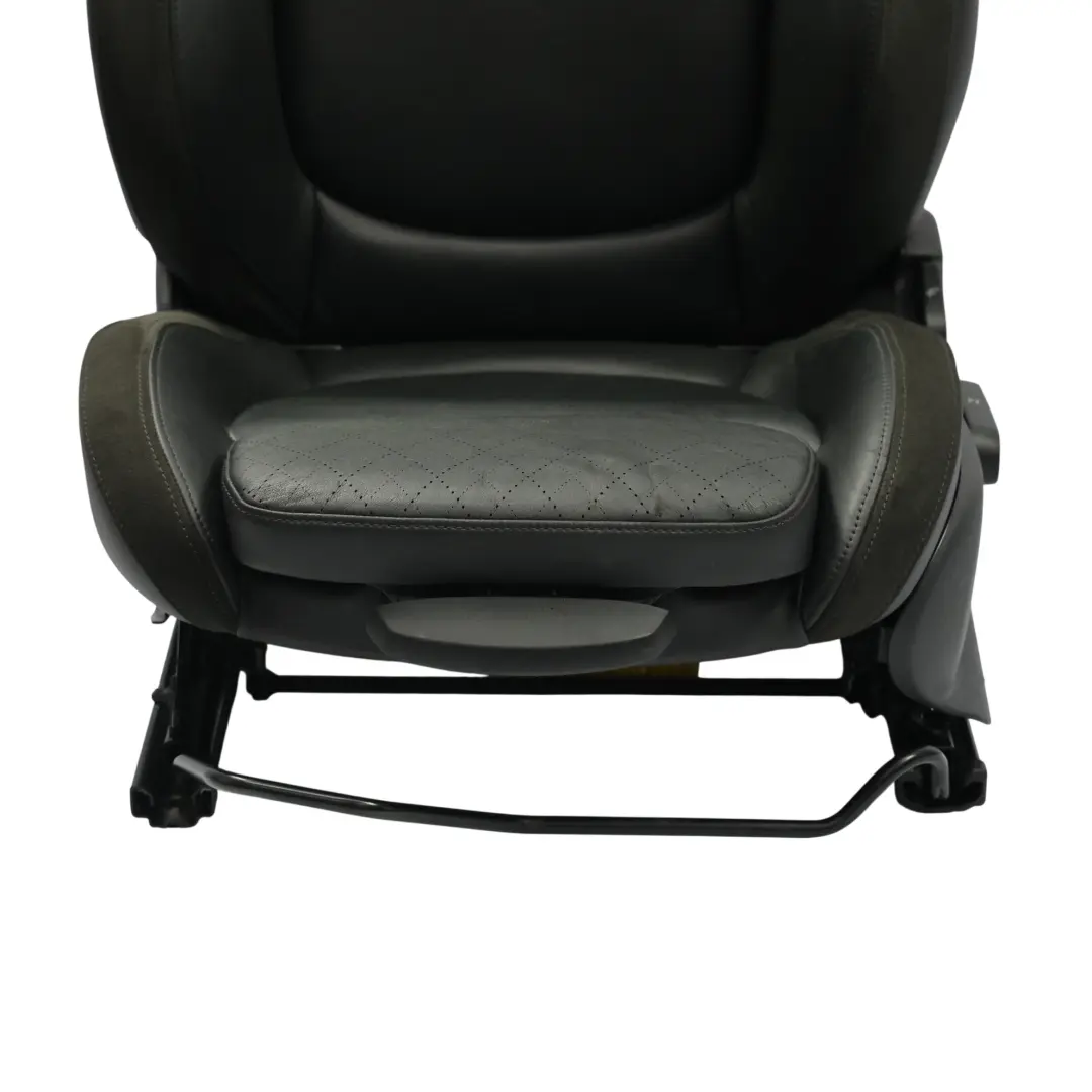 Vorder sitz Sport Links Beheizt Stoff Leder Interieur Carbon Schwarz für Mini F56 mit Teilenummer 7946453 Mini F56 Vorder sitz Sport Links Beheizt Stoff Leder Interieur Carbon Schwarz - SKU 7946453 - Teilenummer 7946453