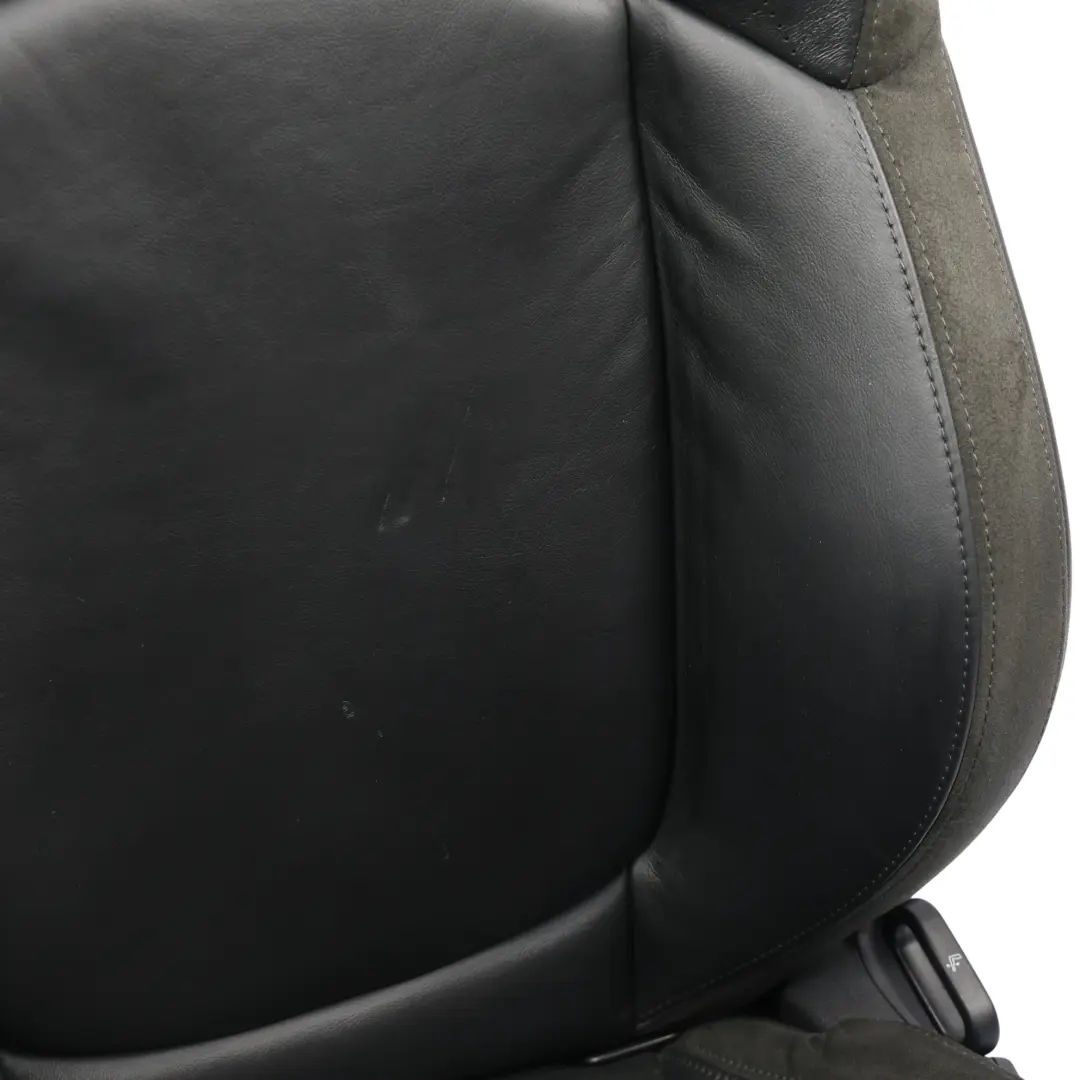 Sedile Anteriore Sportivo Sinistro Riscaldato Panno Pelle Nero Carbonio per Mini F56 con numero di parte 7946453 Mini F56 Sedile Anteriore Sportivo Sinistro Riscaldato Panno Pelle Nero Carbonio - SKU 7946453 - Numero di parte 7946453