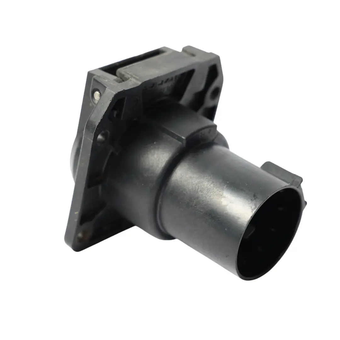 Ford Ranger Mk3 Heckklappe Zusätzliche Steckdose 12V - SKU 7A2T-19G257-AA - Teilenummer 7A2T-19G257-AA