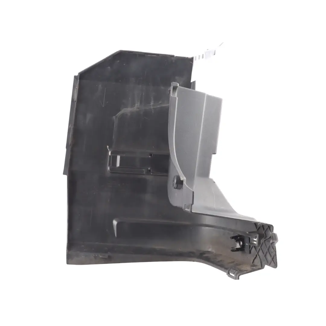 Bumper Corner End Piece Sating Right O/S to Volkswagen Crafter Sy Rear with Part number 7C0807322B Volkswagen Crafter Sy Rear Bumper Corner End Piece Sating Right O/S - SKU 7C0807322B - Part number 7C0807322B