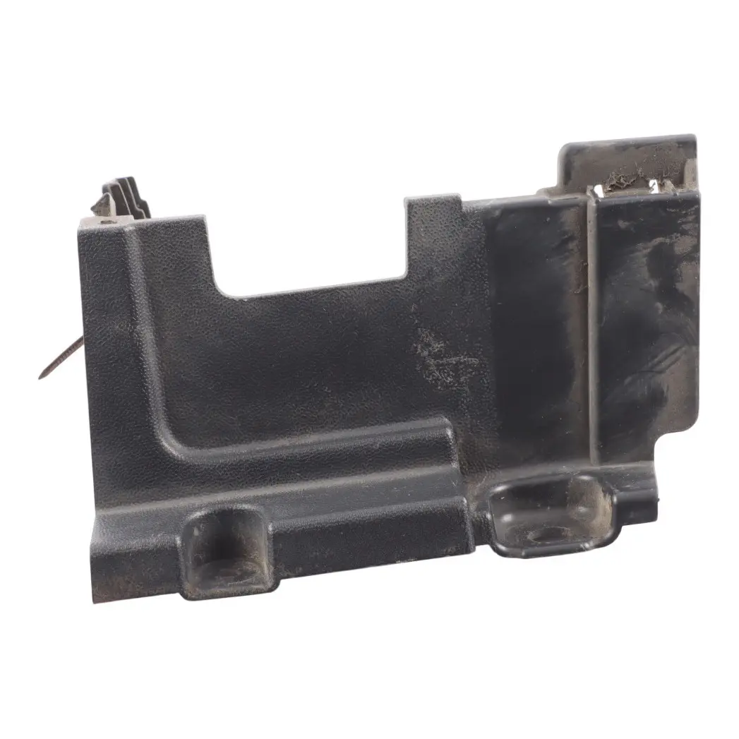 Volkswagen Crafter Sy Rear Body Trim Bumper Mounting Bracket Right O/S - SKU 7C0807824 - Part number 7C0807824