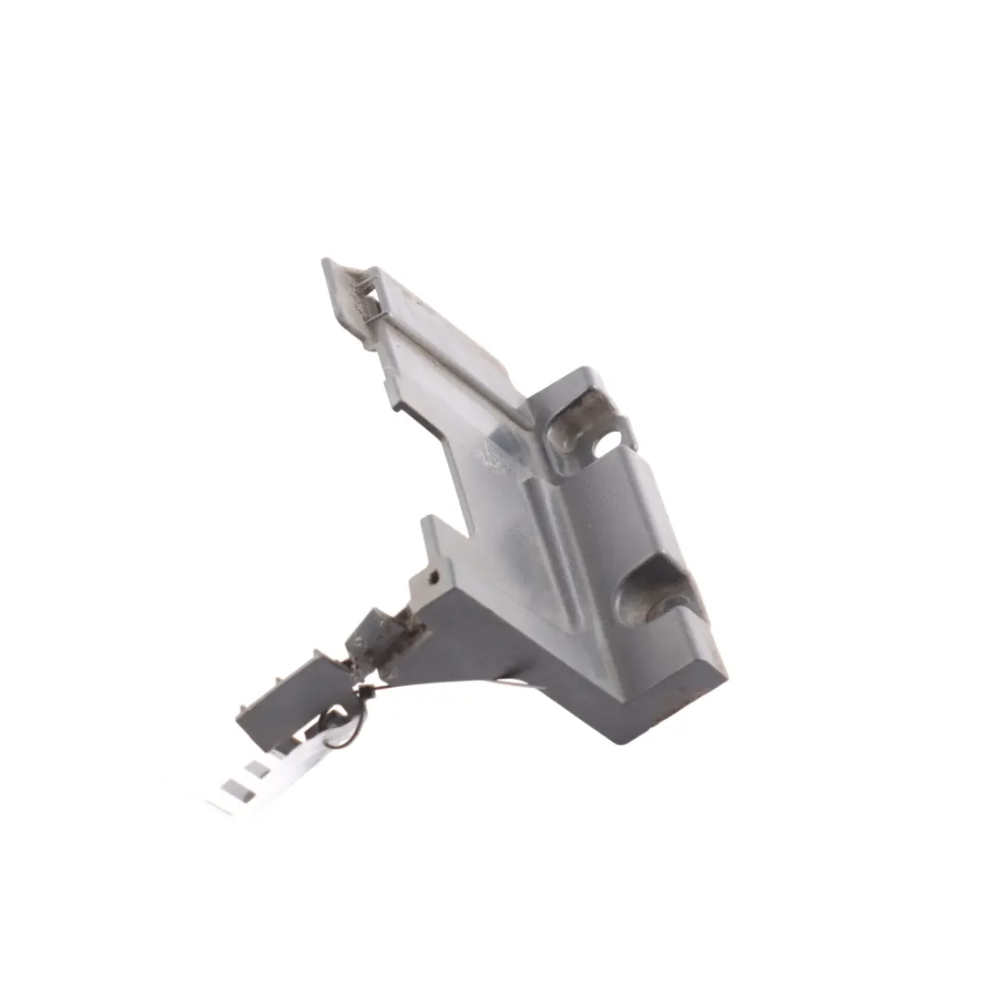 Volkswagen Crafter Sy Rear Body Trim Bumper Mounting Bracket Right O/S - SKU 7C0807824 - Part number 7C0807824