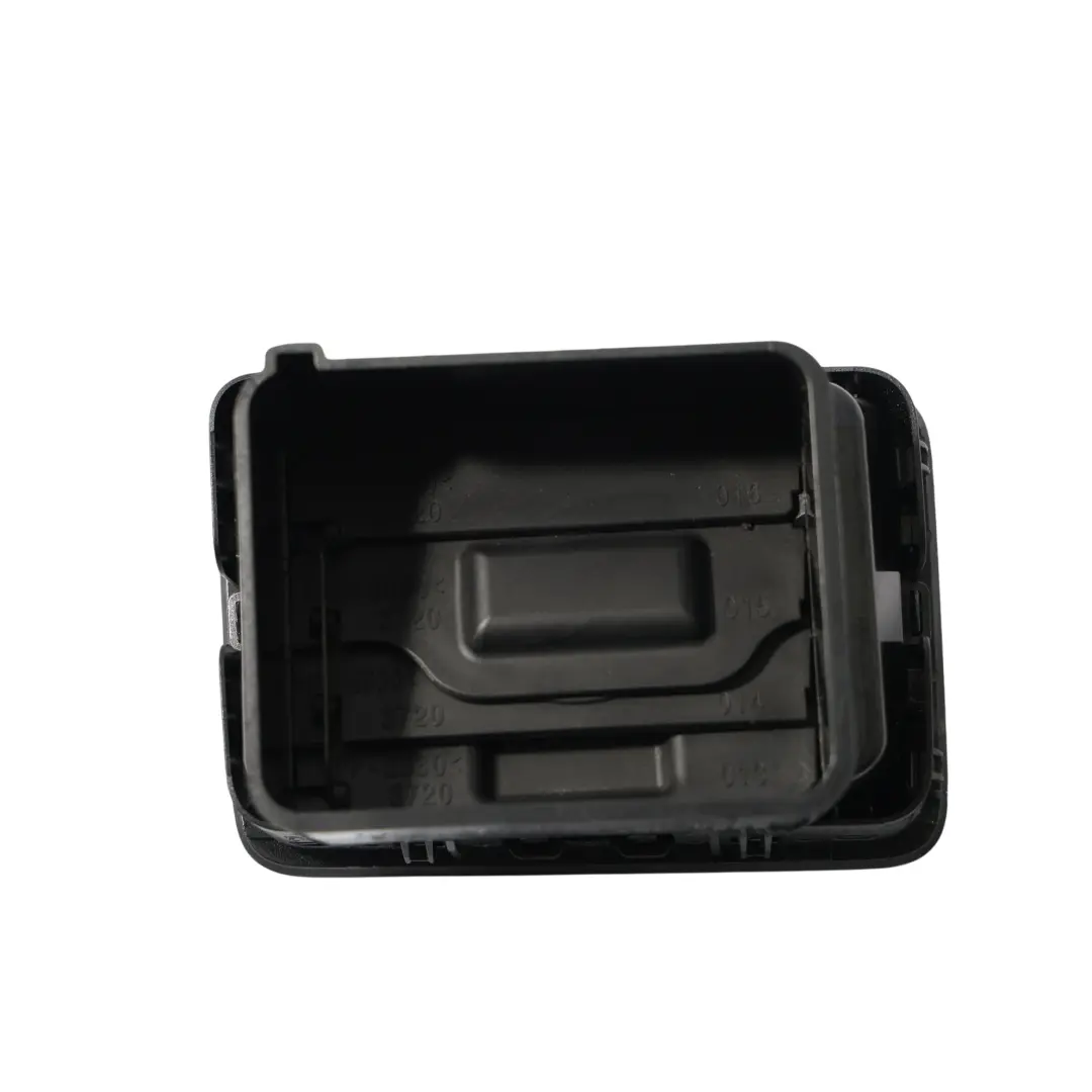 VW Crafter Mk2 SY Grille Sortie Air Tableau De Bord Intérieur Droite - SKU 7C0819704B - Numéro de pièce 7C0819704B