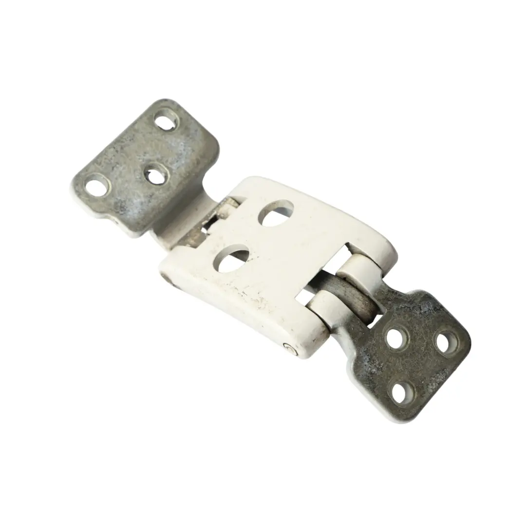 Cerniera Porta Posteriore Superiore Sinistra Inferiore Destra per VW Crafter SY con numero di parte 7C0827151A VW Crafter SY Cerniera Porta Posteriore Superiore Sinistra Inferiore Destra - SKU 7C0827151A - Numero di parte 7C0827151A