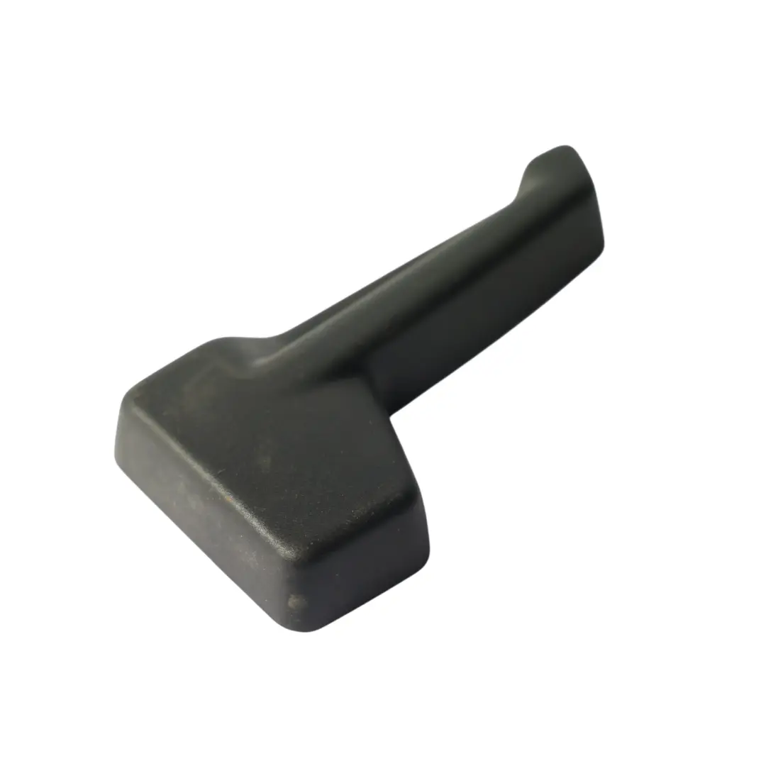 Maniglia Bagagliaio Sblocco Emergenza Blocco Portellone per VW Crafter SY con numero di parte 7C0827618A VW Crafter SY Maniglia Bagagliaio Sblocco Emergenza Blocco Portellone - SKU 7C0827618A - Numero di parte 7C0827618A