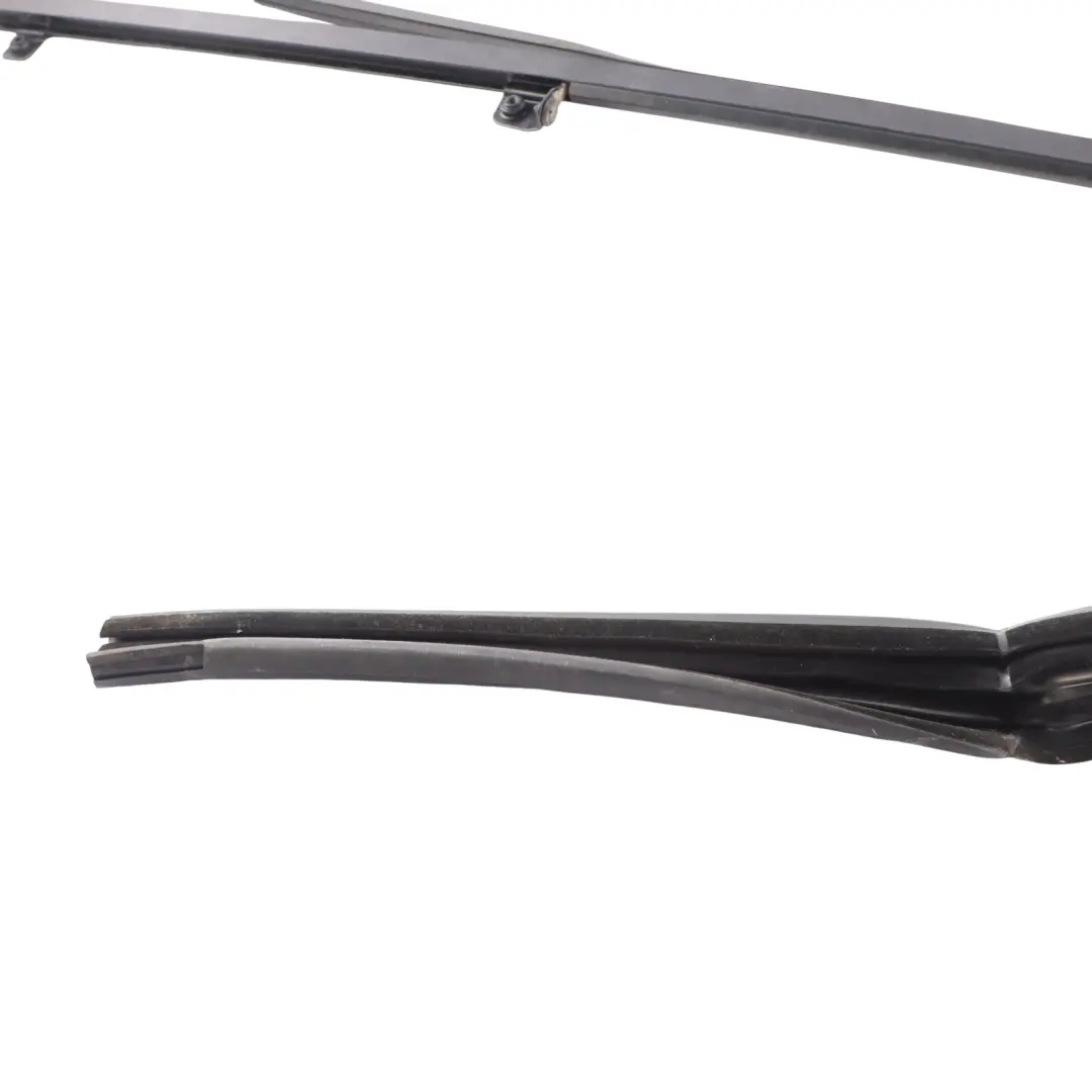 Volkswagen Crafter SY Joint Étanchéité Vitre Avant Droit - SKU 7C0837432A - Numéro de pièce 7C0837432A