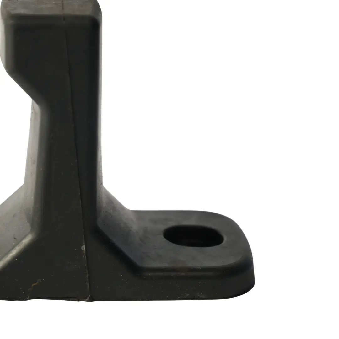 Volkswagen Crafter SY Tope De Goma Inferior De La Puerta Corredera - SKU 7C0843319 - Número de pieza 7C0843319