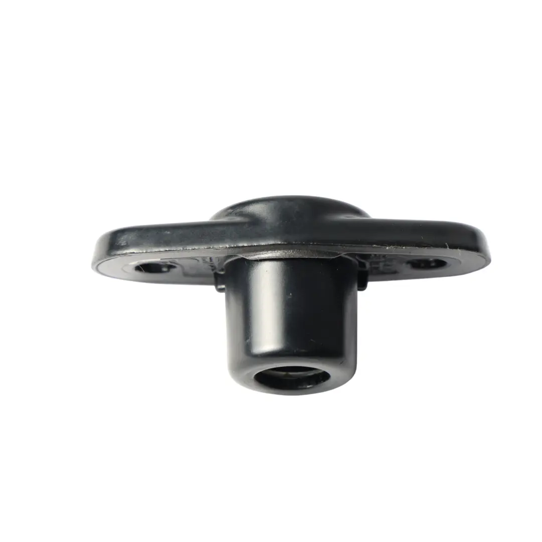 VW Volkswagen Crafter SY Plaque Verrouillage Porte Coulissante Arrière - SKU 7C0843637 - Numéro de pièce 7C0843637