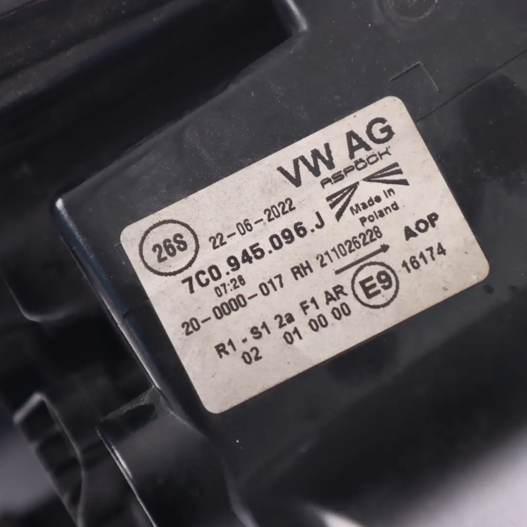 Volkswagen Crafter Sy Rear Lamp Tail Light Right O/S - SKU 7C0945096J - Part number 7C0945096J