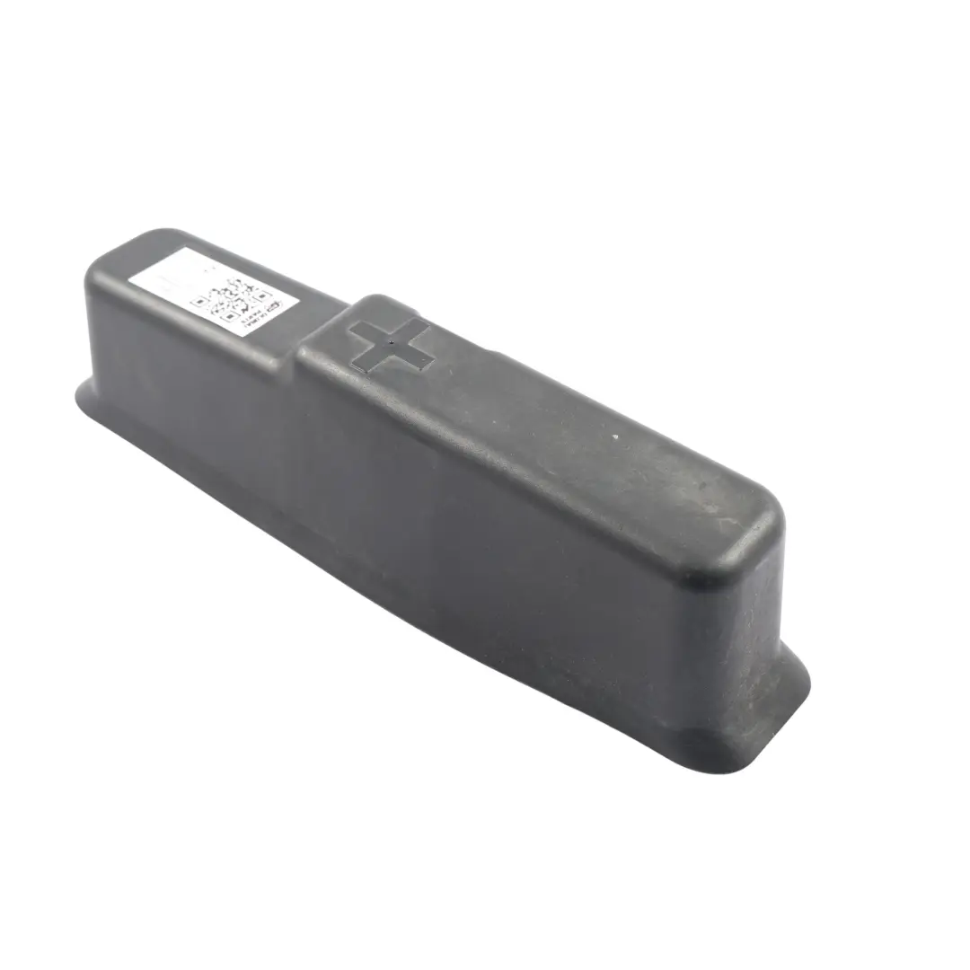 Volkswagen Crafter Mk2 Panel Tapa Positiva Batería - SKU 7C0955737 - Número de pieza 7C0955737