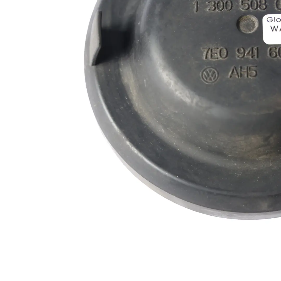 VW Volkswagen Transporter T5 Cache De Protection De Phare Avant - SKU 7E0941607 - Numéro de pièce 7E0941607