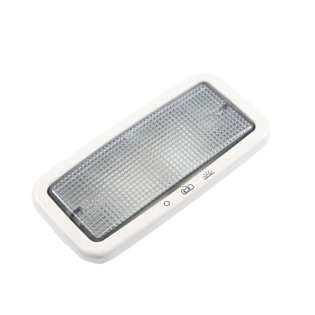 2K Luz Interior Faro Trasero Gris para Volkswagen VW Caddy con número de pieza 7E0947105C Volkswagen VW Caddy 2K Luz Interior Faro Trasero Gris - SKU 7E0947105C - Número de pieza 7E0947105C